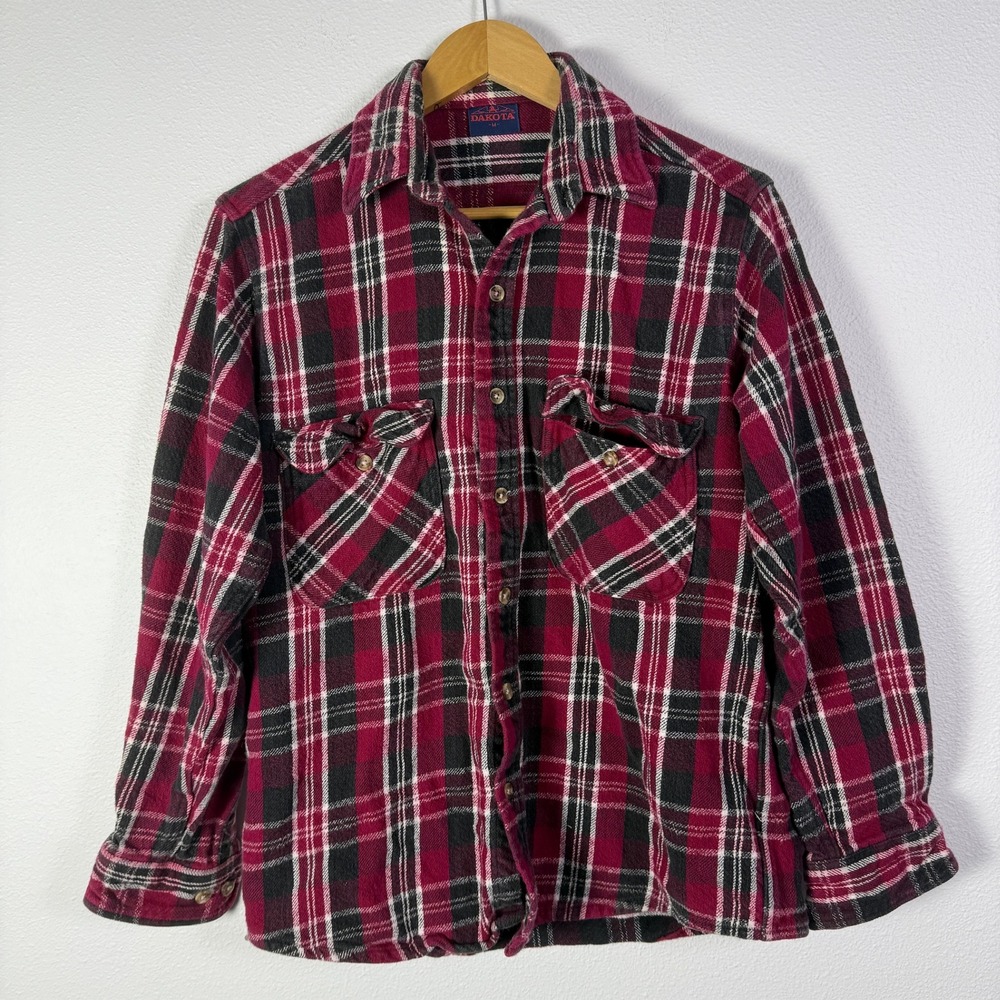 Dakota Flannel Shirt Mens Medium Red Excellent Plaid Button Down Long Sleeve